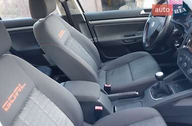 Хэтчбек Volkswagen Golf 2006 в Ходорове