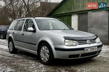 Універсал Volkswagen Golf 2002 в Полтаві