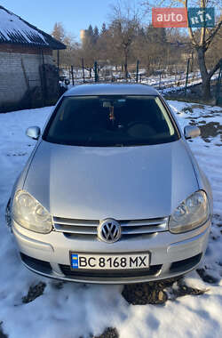 Хетчбек Volkswagen Golf 2006 в Львові