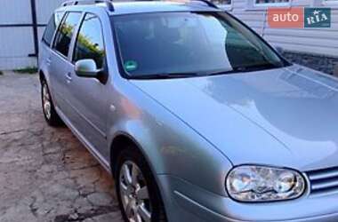 Универсал Volkswagen Golf 2003 в Сумах