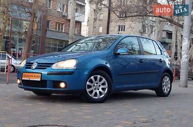 Хетчбек Volkswagen Golf 2004 в Одесі