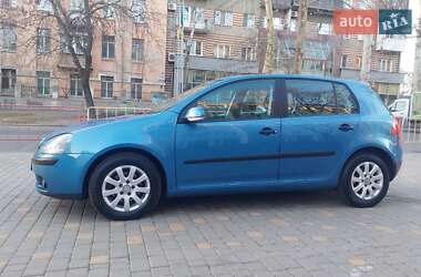 Хетчбек Volkswagen Golf 2004 в Одесі