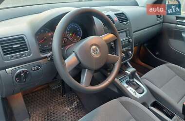 Хетчбек Volkswagen Golf 2004 в Одесі