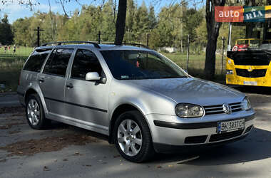 Універсал Volkswagen Golf 1999 в Звягелі