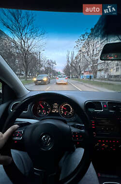 Хетчбек Volkswagen Golf 2009 в Одесі