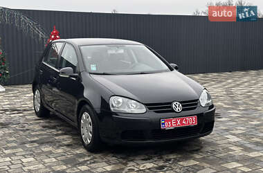 Хетчбек Volkswagen Golf 2005 в Полтаві