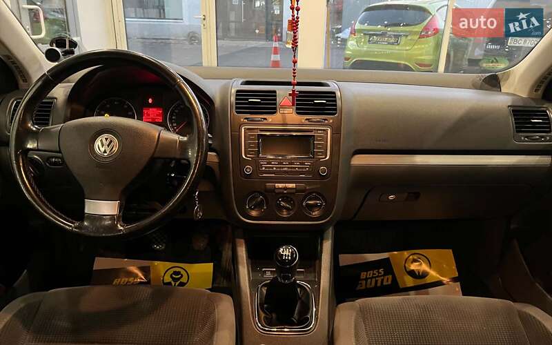 Універсал Volkswagen Golf 2008 в Шептицькому