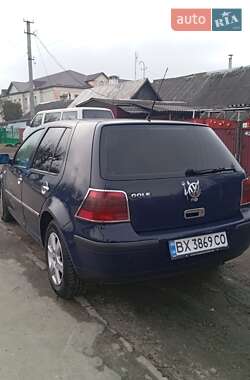 Хетчбек Volkswagen Golf 2001 в Славуті