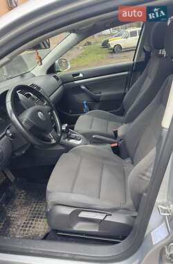 Универсал Volkswagen Golf 2009 в 
