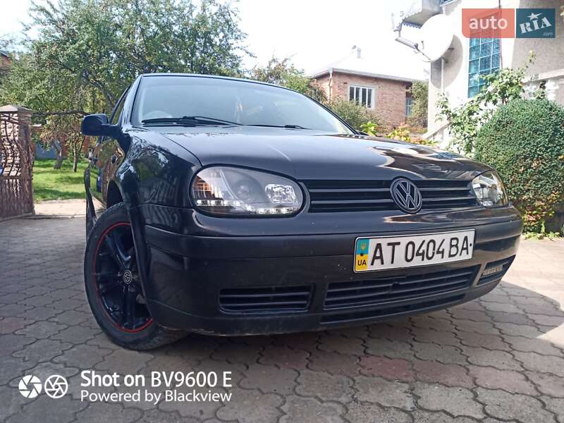 Хэтчбек Volkswagen Golf 1999 в Кутах