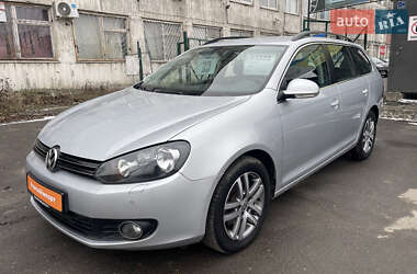 Універсал Volkswagen Golf 2010 в Сумах