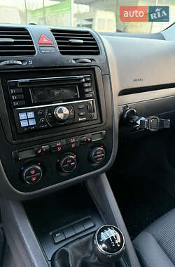 Кабріолет Volkswagen Golf 2004 в Томашполі
