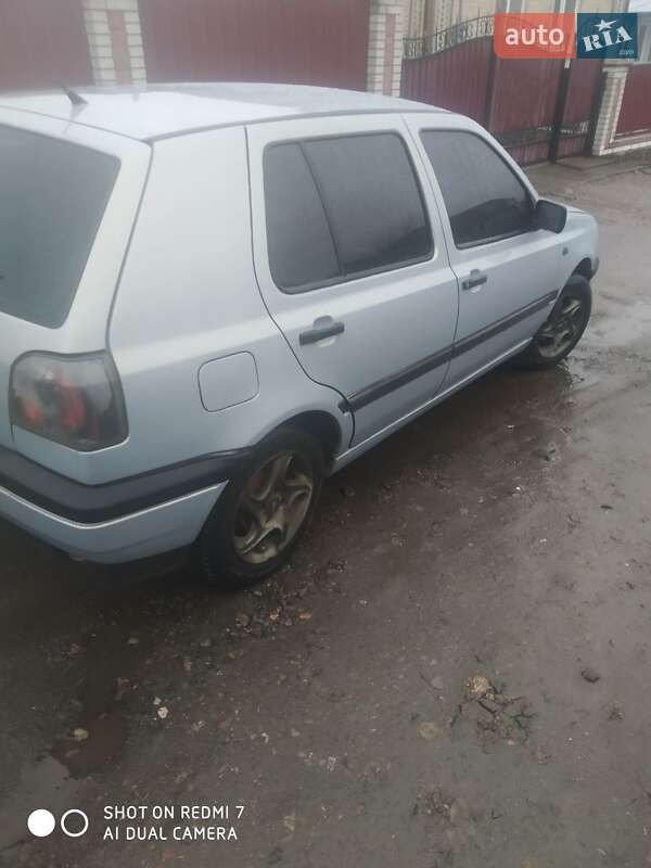 Хетчбек Volkswagen Golf 1998 в Тетієві
