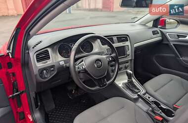 Універсал Volkswagen Golf 2015 в Києві