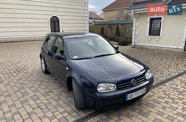 Хетчбек Volkswagen Golf 2003 в Могилів-Подільському