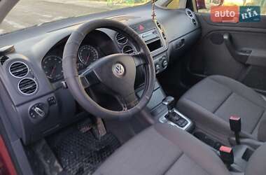 Хетчбек Volkswagen Golf 2006 в Дрогобичі