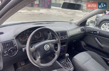 Хетчбек Volkswagen Golf 2003 в Львові