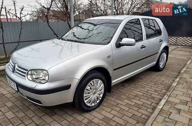 Хетчбек Volkswagen Golf 2002 в Мукачевому