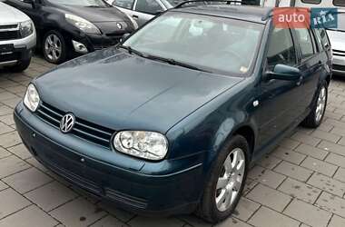 Універсал Volkswagen Golf 2003 в Луцьку