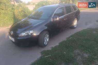 Универсал Volkswagen Golf 2010 в Бахмаче