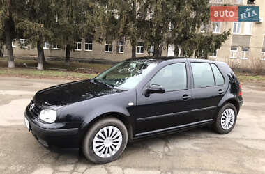 Хетчбек Volkswagen Golf 2002 в Корсунь-Шевченківському