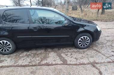 Хэтчбек Volkswagen Golf 2007 в 