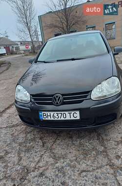 Хэтчбек Volkswagen Golf 2007 в 