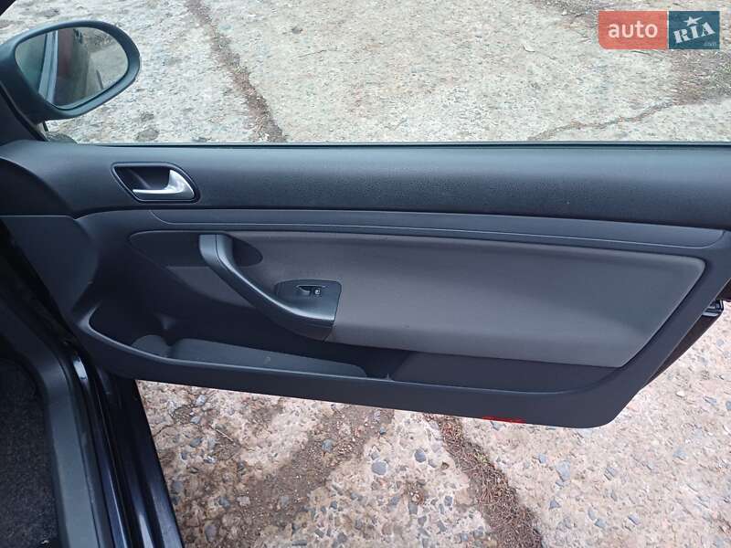 Хэтчбек Volkswagen Golf 2007 в Ананьеве