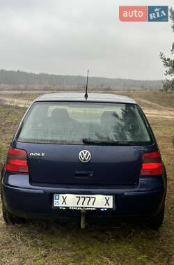 Хетчбек Volkswagen Golf 2002 в Чернігові