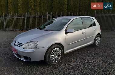 Хетчбек Volkswagen Golf 2008 в Луцьку