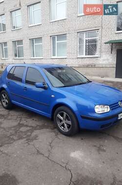 Хетчбек Volkswagen Golf 2002 в Бердичеві