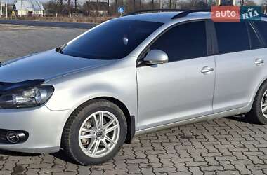 Універсал Volkswagen Golf 2012 в Снятині