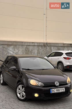 Хэтчбек Volkswagen Golf 2012 в Львове