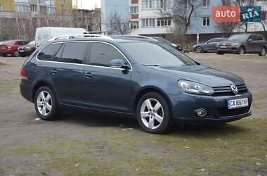 Универсал Volkswagen Golf 2010 в Черкассах