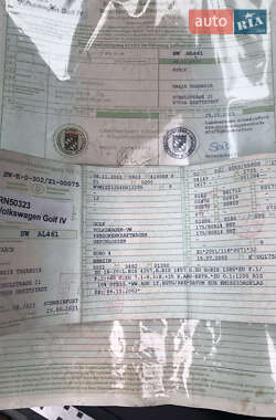 Хэтчбек Volkswagen Golf 2003 в 