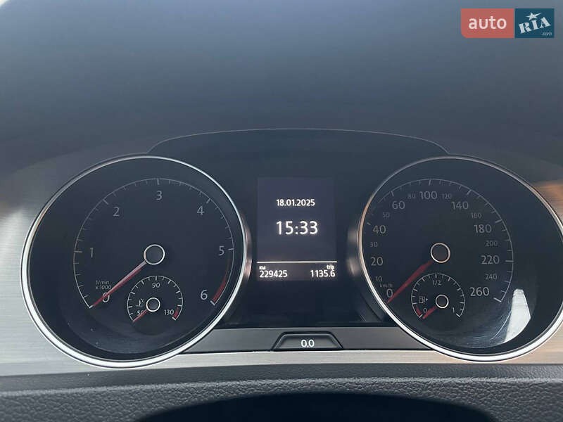 Універсал Volkswagen Golf 2016 в Києві