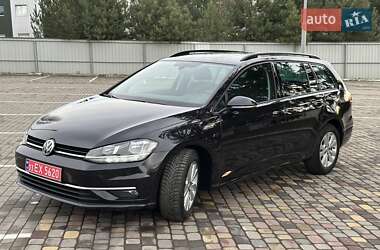 Универсал Volkswagen Golf 2018 в Луцке