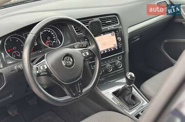 Универсал Volkswagen Golf 2018 в Луцке