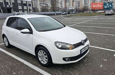 Хетчбек Volkswagen Golf 2012 в Києві