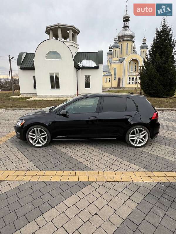 Volkswagen Golf 2016