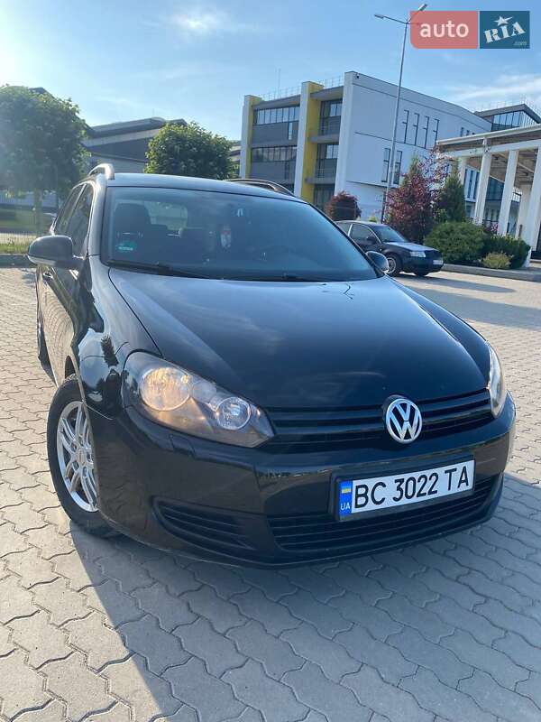 Универсал Volkswagen Golf 2009 в Бродах