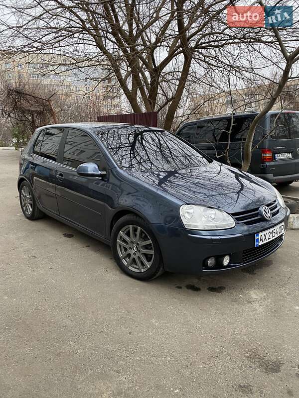 Volkswagen Golf 2005