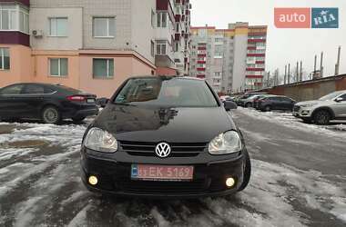 Хетчбек Volkswagen Golf 2007 в Чернігові