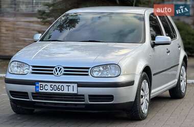 Хэтчбек Volkswagen Golf 2002 в Дрогобыче