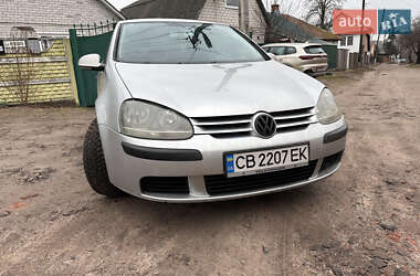 Хэтчбек Volkswagen Golf 2004 в Чернигове