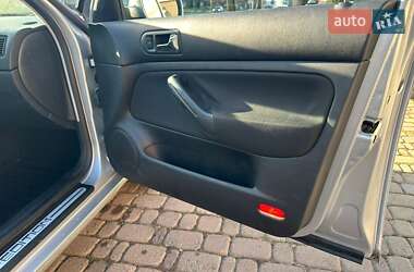 Хэтчбек Volkswagen Golf 2000 в Трускавце