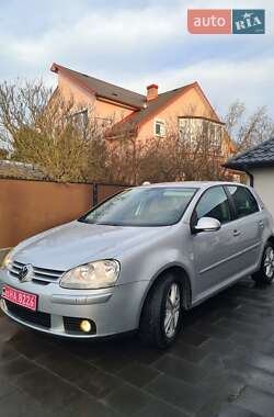 Хетчбек Volkswagen Golf 2006 в Ковелі