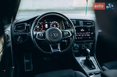 Универсал Volkswagen Golf 2017 в 