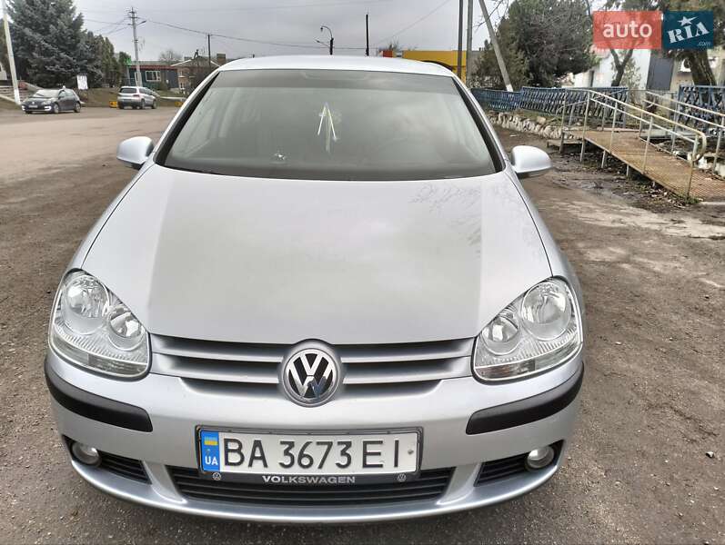 Хетчбек Volkswagen Golf 2005 в Знам'янці