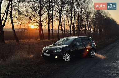 Хетчбек Volkswagen Golf 2011 в Києві